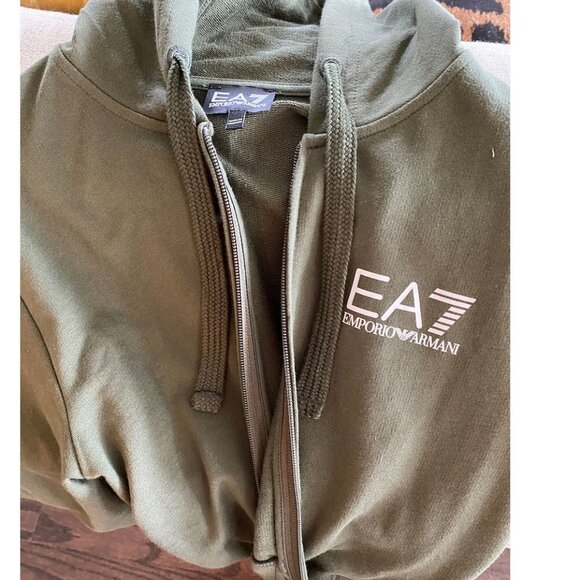 EA7 EMPORIO ARMANI ZIP UP HOODIE SWEAT SHIRT - Picture 6 of 8